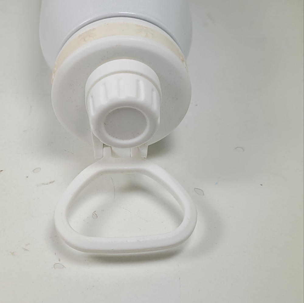Adidas Originals White and Gold Water Bottle - Picture 7 of 10